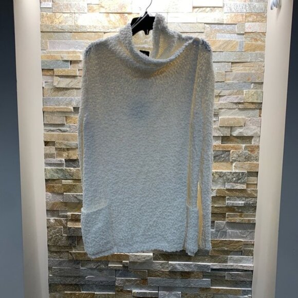 Bobeau Boucle Popcorn Draped Button Cardigan - Picture 3 of 9